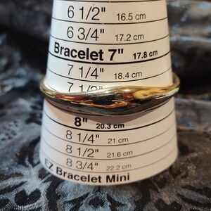 Vintage Asymmetrical Gold-Tone Bangle Bracelet Size 7.5